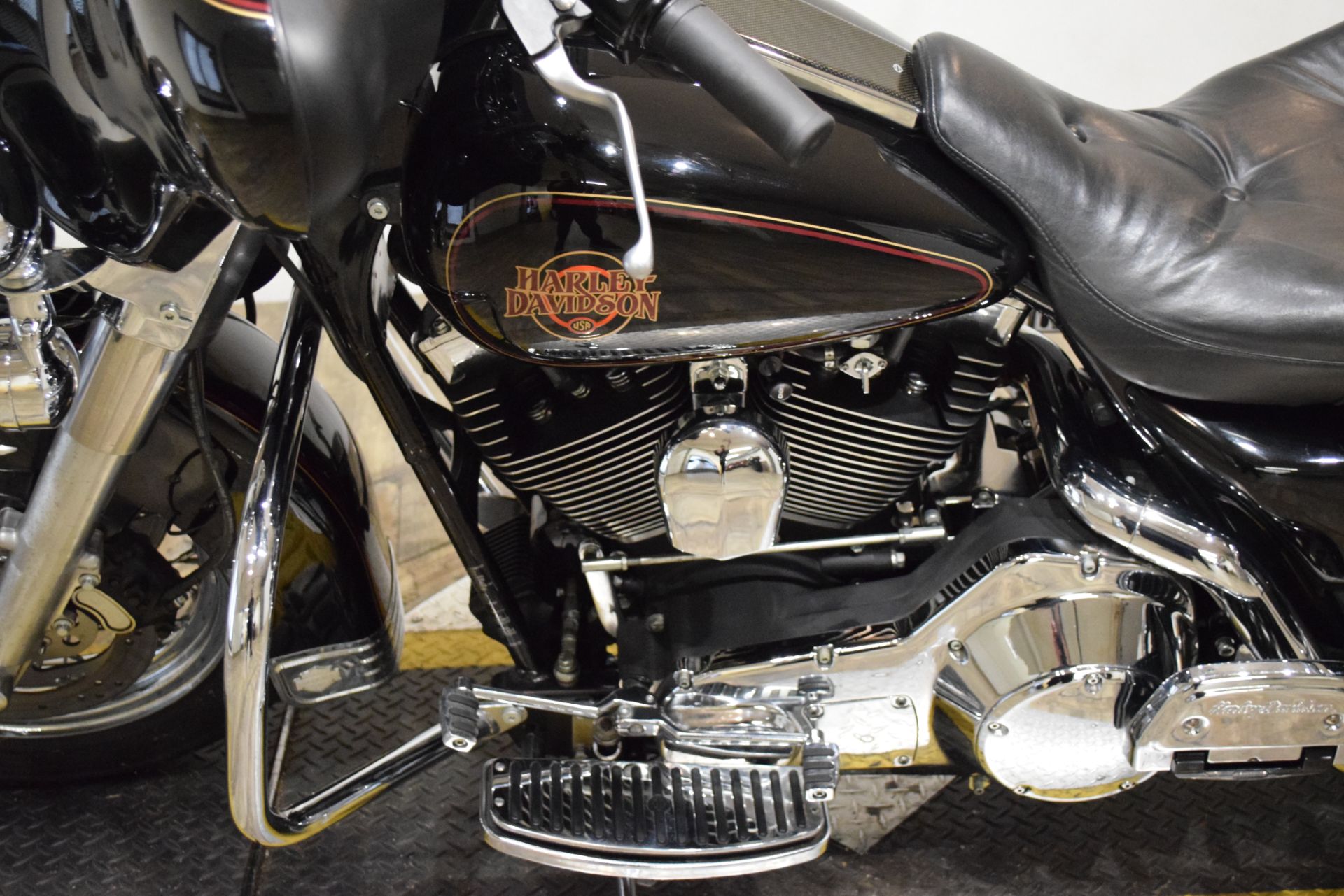 2000 Harley-Davidson FLHTC/FLHTCI Electra Glide® Classic in Wauconda, Illinois - Photo 18