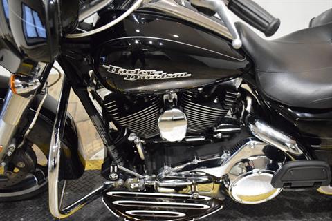 2016 Harley-Davidson Street Glide® Special in Wauconda, Illinois - Photo 18