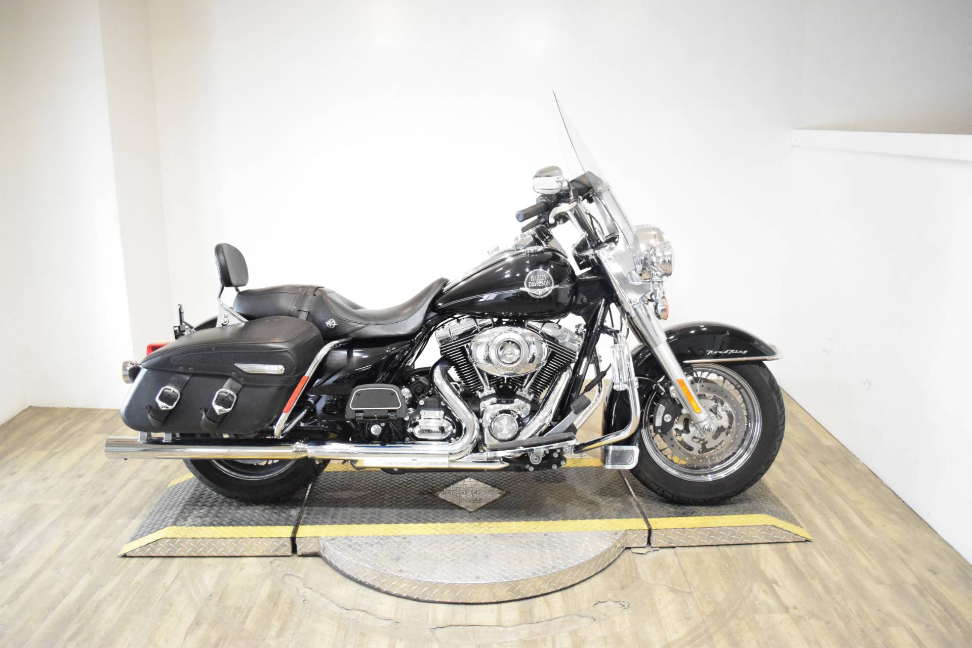 2010 Harley Davidson Road King Classic Used Motorcycle For Sale Wauconda Illinois