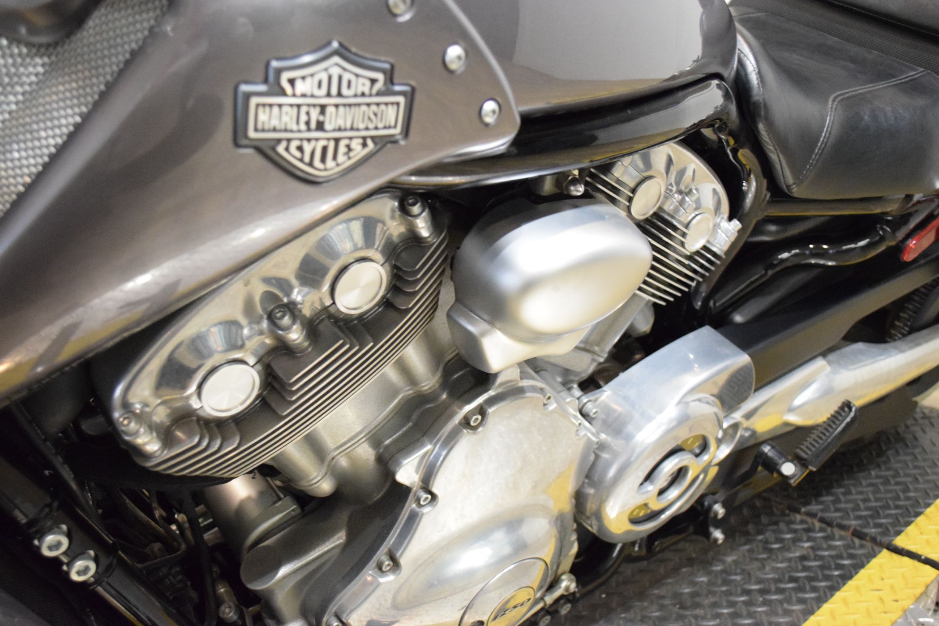 2014 Harley-Davidson V-Rod Muscle® in Wauconda, Illinois - Photo 19