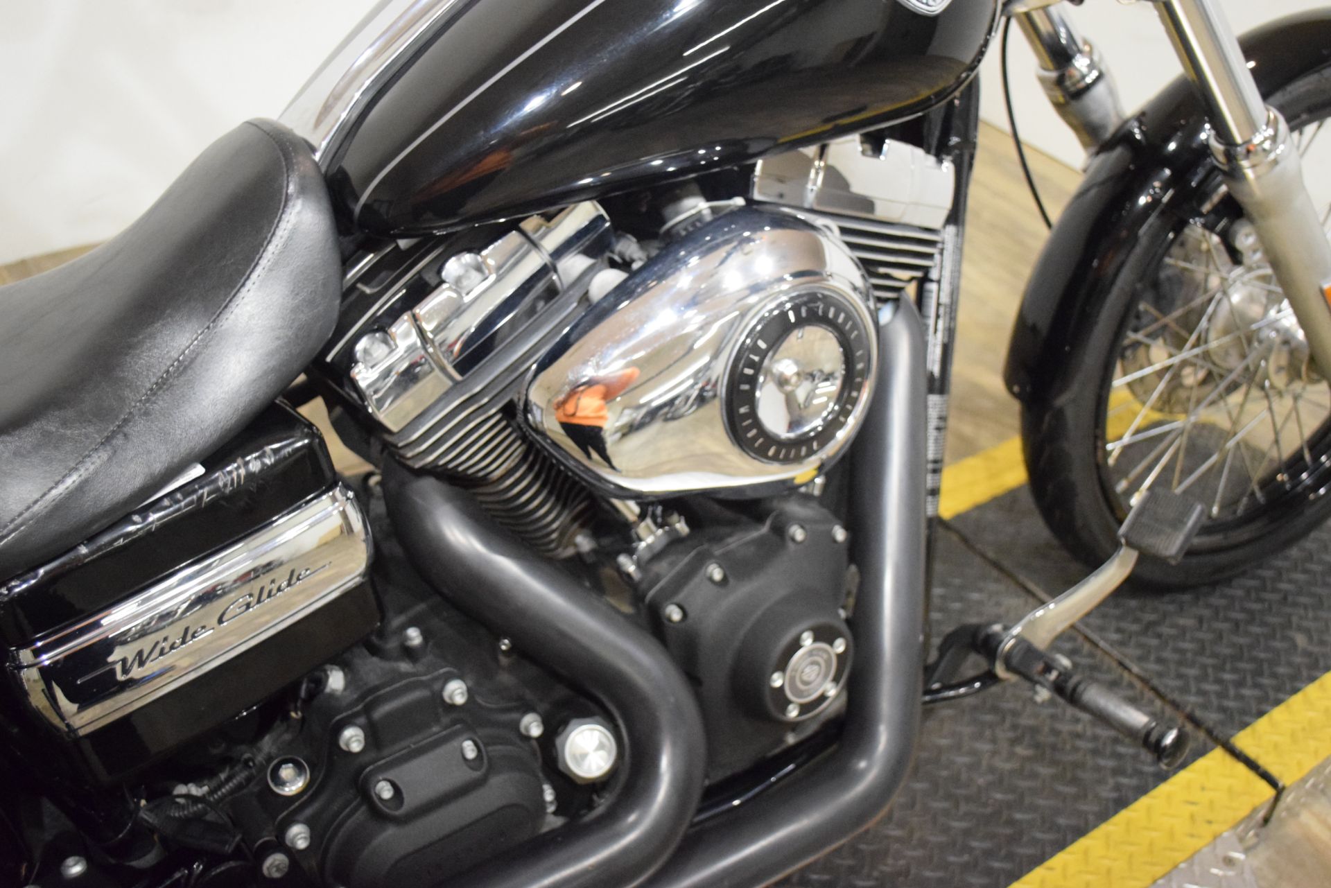 2011 Harley-Davidson Dyna® Wide Glide® in Wauconda, Illinois - Photo 7