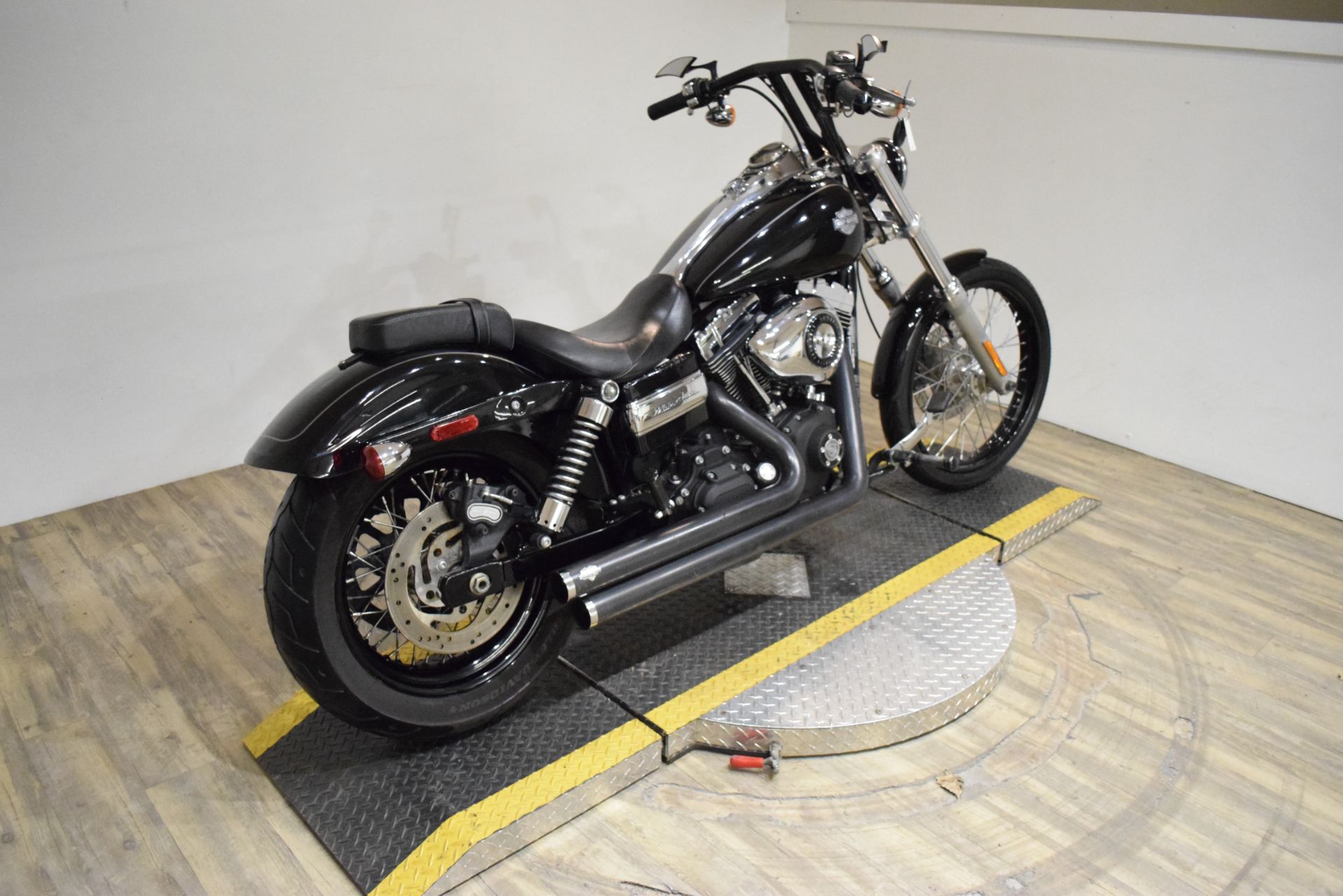 2011 Harley-Davidson Dyna® Wide Glide® in Wauconda, Illinois - Photo 10