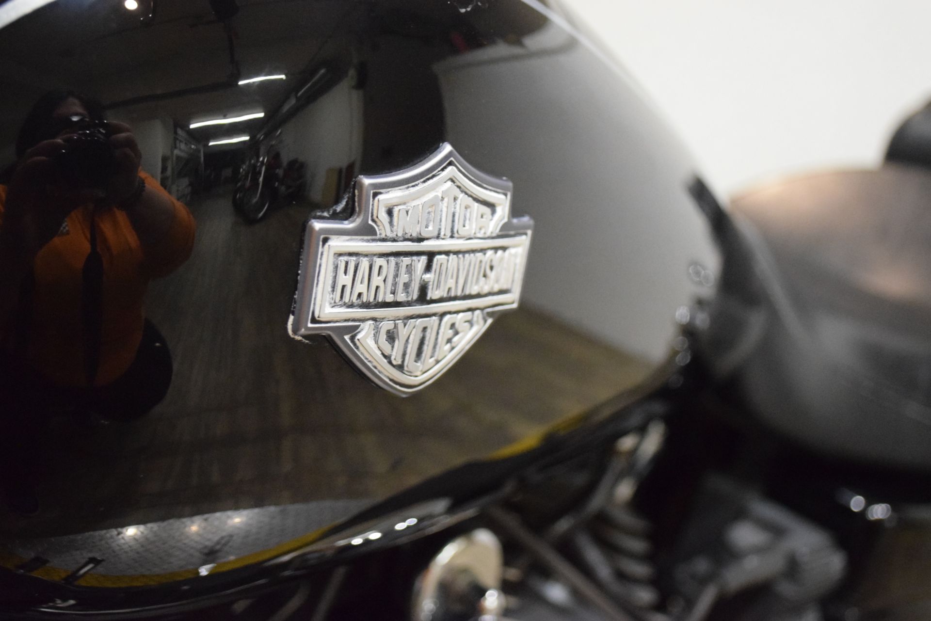 2011 Harley-Davidson Dyna® Wide Glide® in Wauconda, Illinois - Photo 21