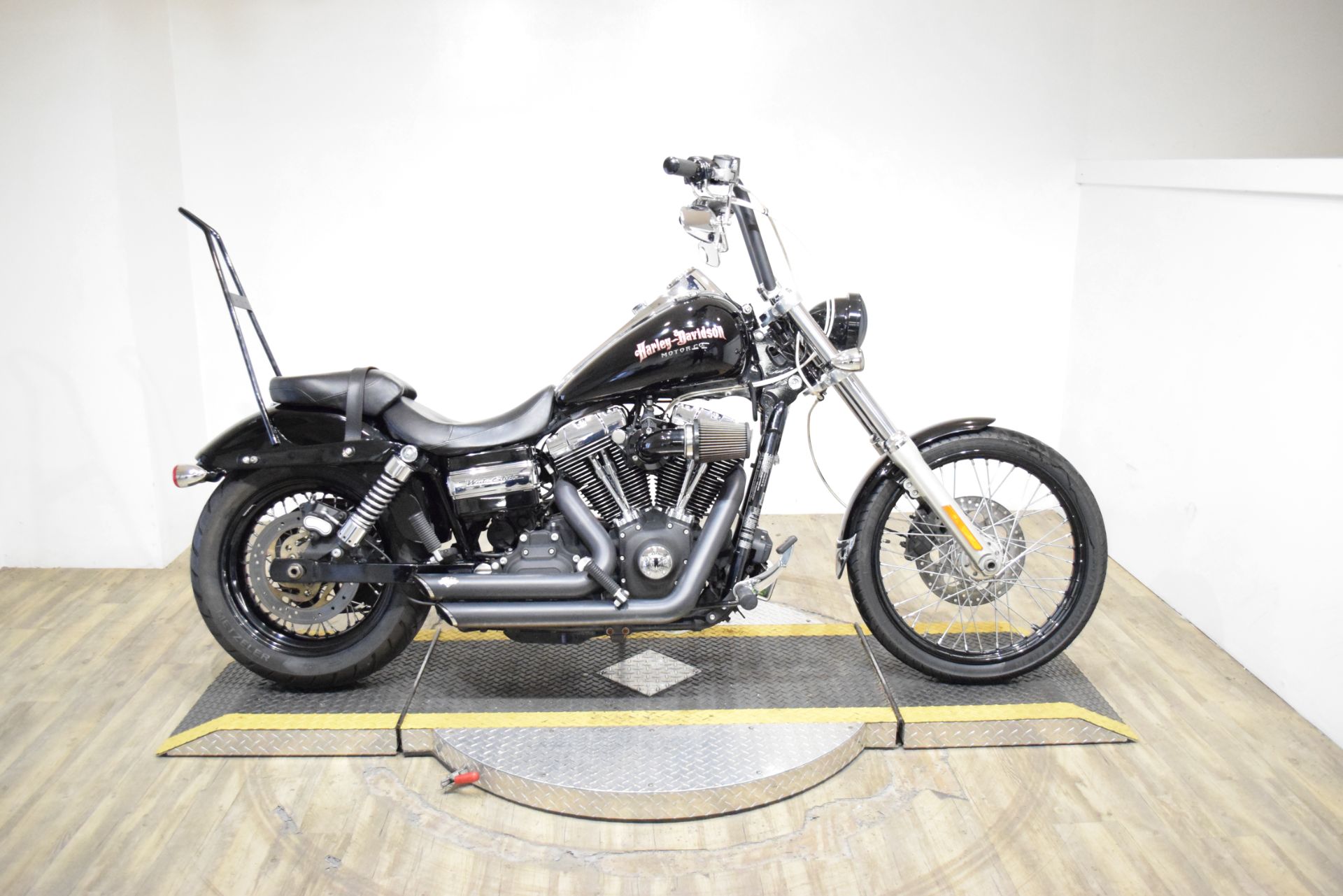 2011 Harley-Davidson Dyna® Wide Glide® in Wauconda, Illinois - Photo 1