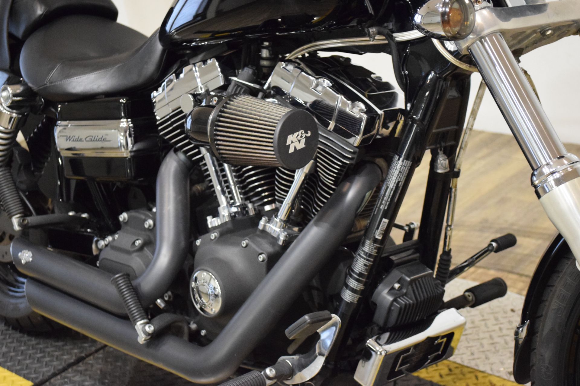 2011 Harley-Davidson Dyna® Wide Glide® in Wauconda, Illinois - Photo 4