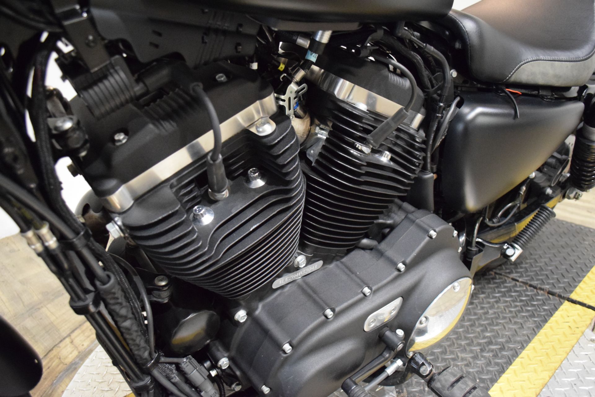 2022 Harley-Davidson Iron 883™ in Wauconda, Illinois - Photo 19
