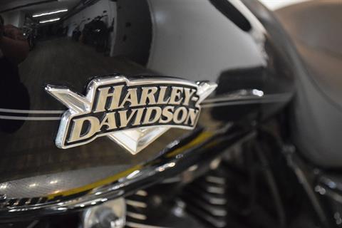 2012 Harley-Davidson Road King® Classic in Wauconda, Illinois - Photo 20