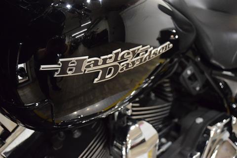 2012 Harley-Davidson Street Glide® in Wauconda, Illinois - Photo 20