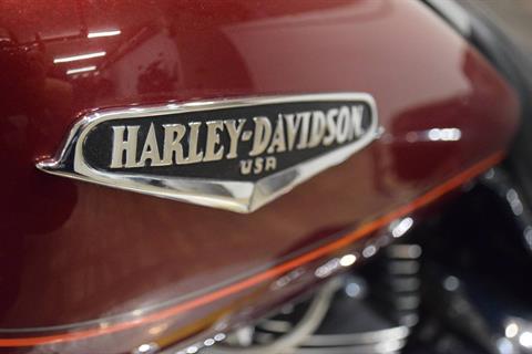 2001 Harley-Davidson FLHRCI Roadking Classic in Wauconda, Illinois - Photo 20