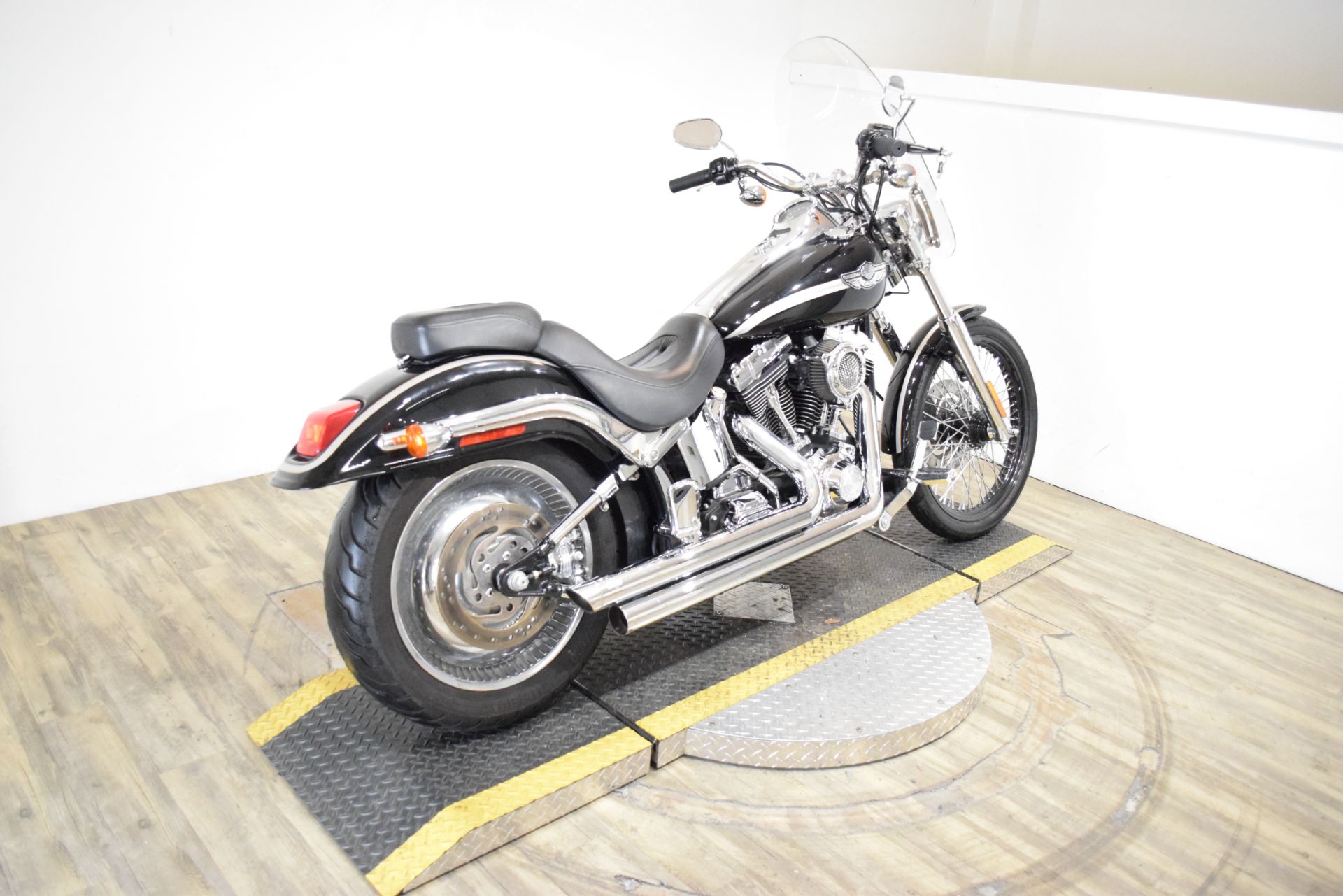 2003 Harley-Davidson FXSTD/FXSTDI Softail®  Deuce™ in Wauconda, Illinois - Photo 9