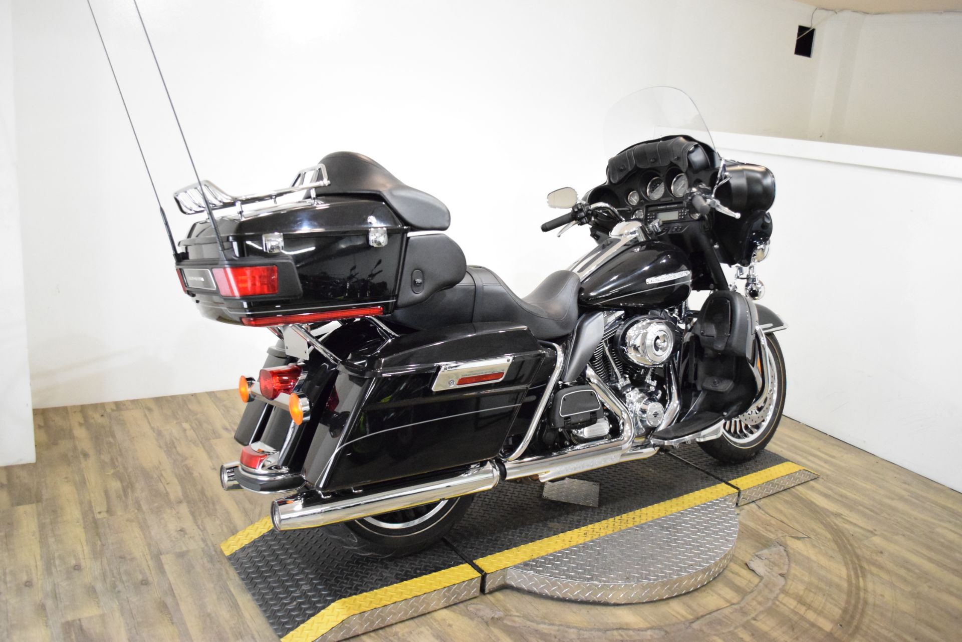 2012 Harley-Davidson Electra Glide® Ultra Limited in Wauconda, Illinois - Photo 9