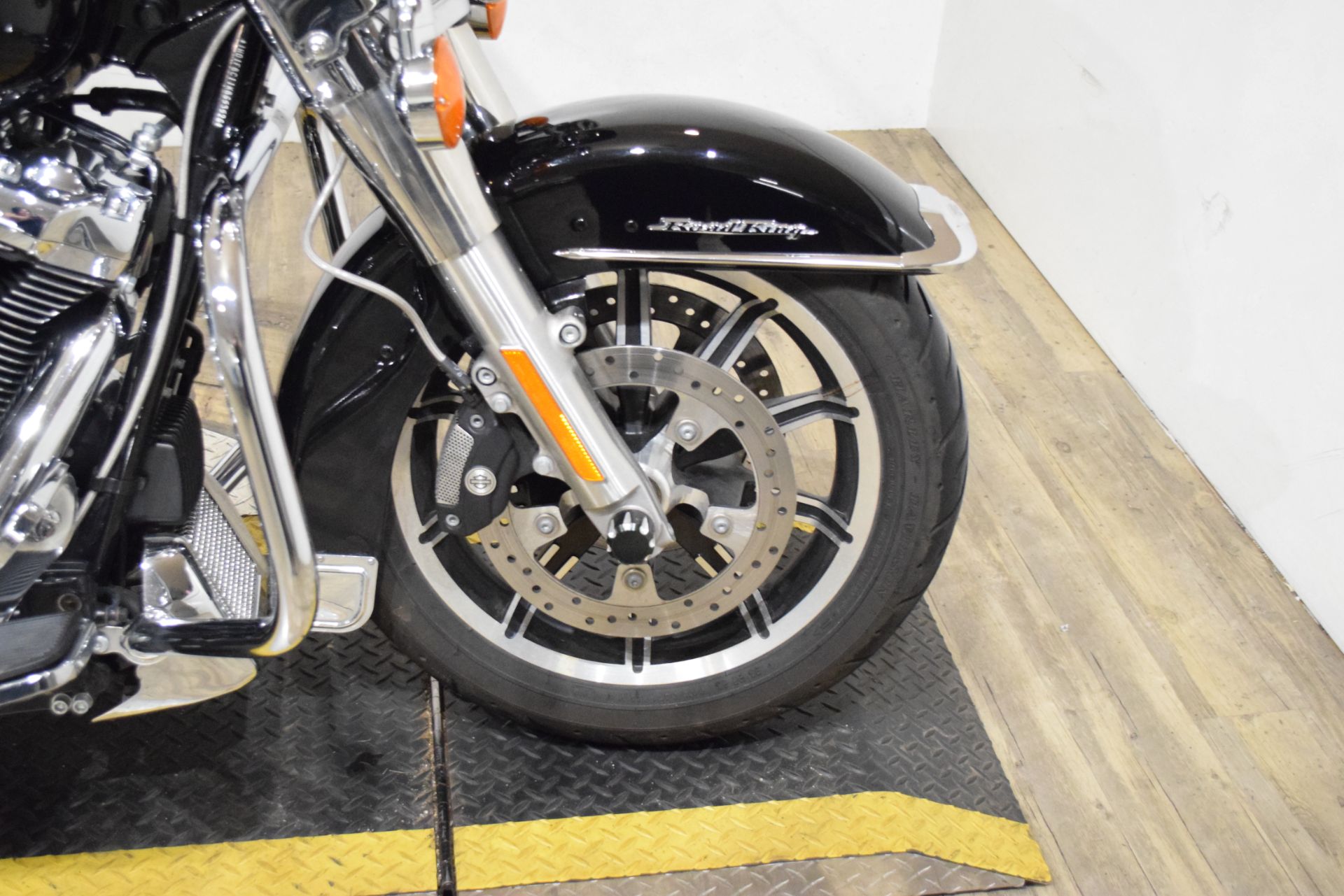 2019 Harley-Davidson Road King® in Wauconda, Illinois - Photo 2