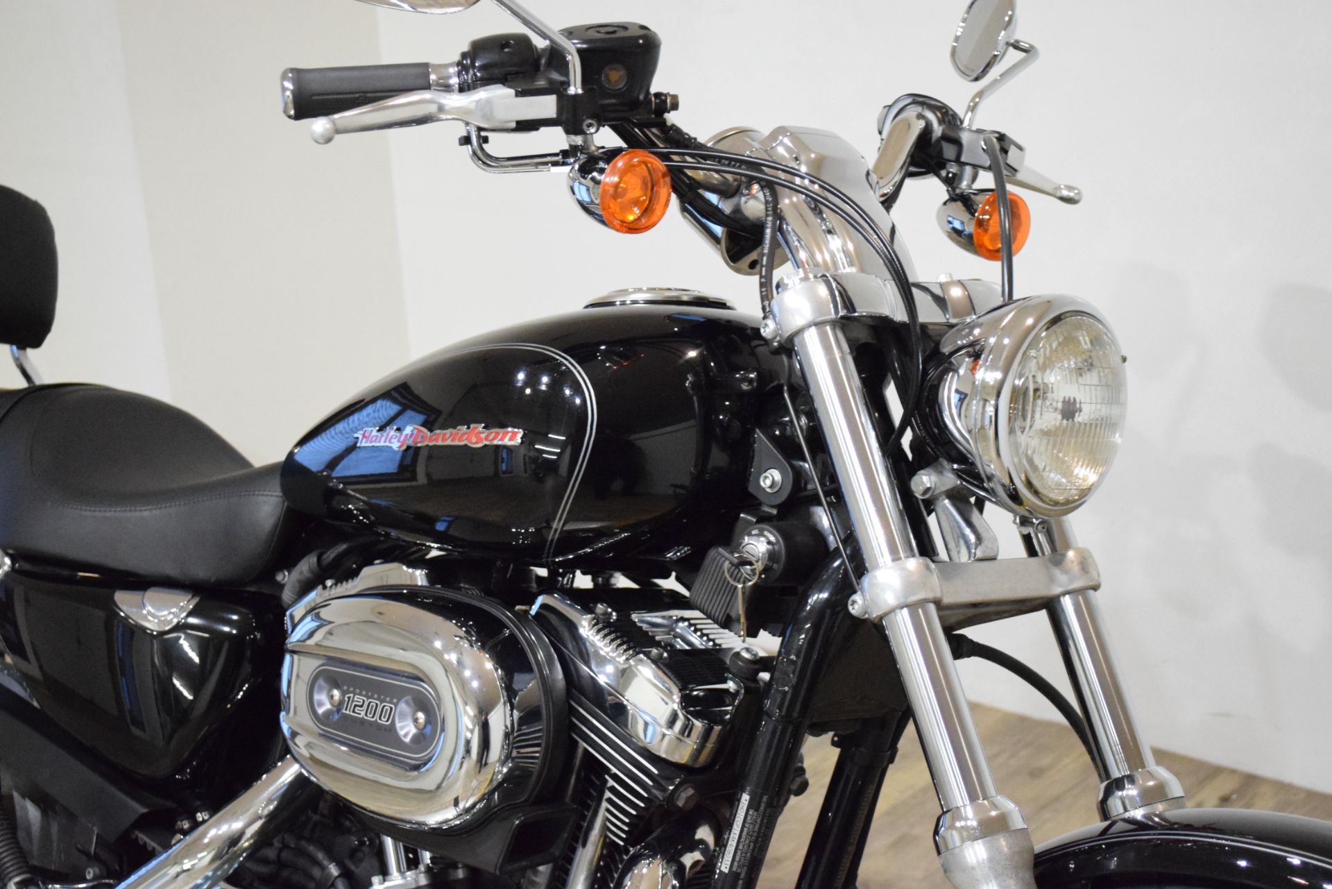 2004 Harley-Davidson Sportster® XL 1200 Custom in Wauconda, Illinois - Photo 3