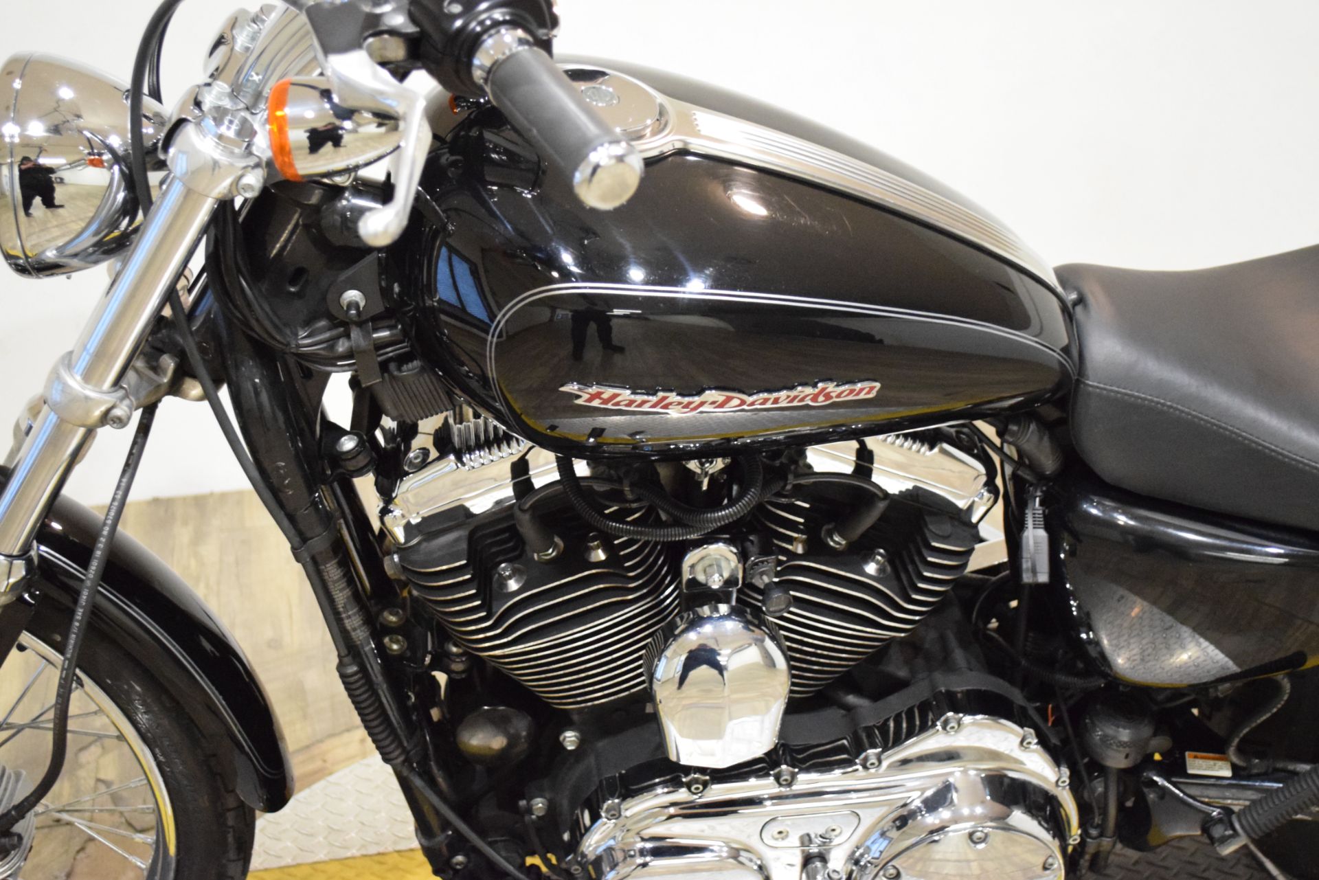 2004 Harley-Davidson Sportster® XL 1200 Custom in Wauconda, Illinois - Photo 18