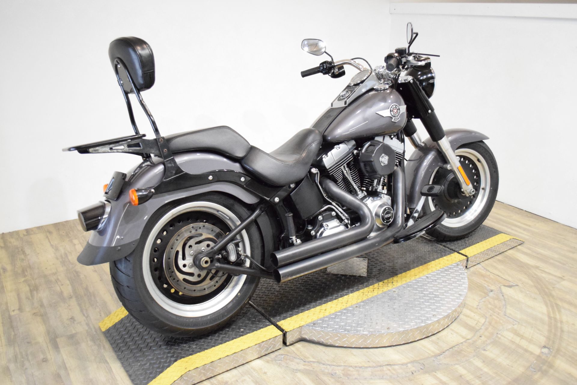2015 Harley-Davidson Fat Boy® Lo in Wauconda, Illinois - Photo 9