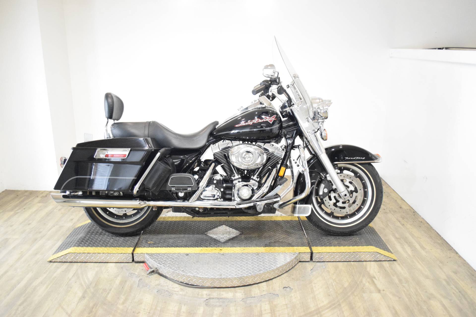 used harley davidson hard saddlebags for sale