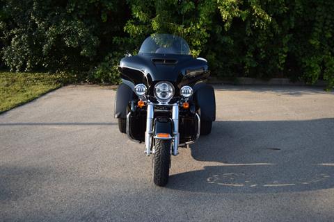 2017 Harley-Davidson Tri Glide® Ultra in Wauconda, Illinois - Photo 38