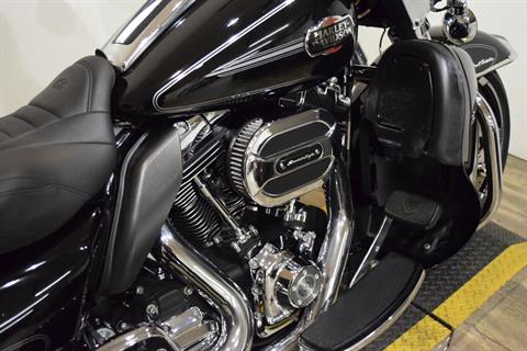 2010 Harley-Davidson Ultra Classic® Electra Glide® in Wauconda, Illinois - Photo 6