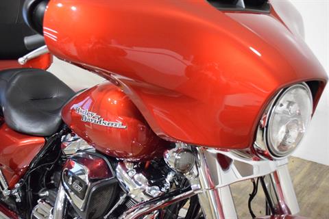 2018 Harley-Davidson Street Glide® in Wauconda, Illinois - Photo 3