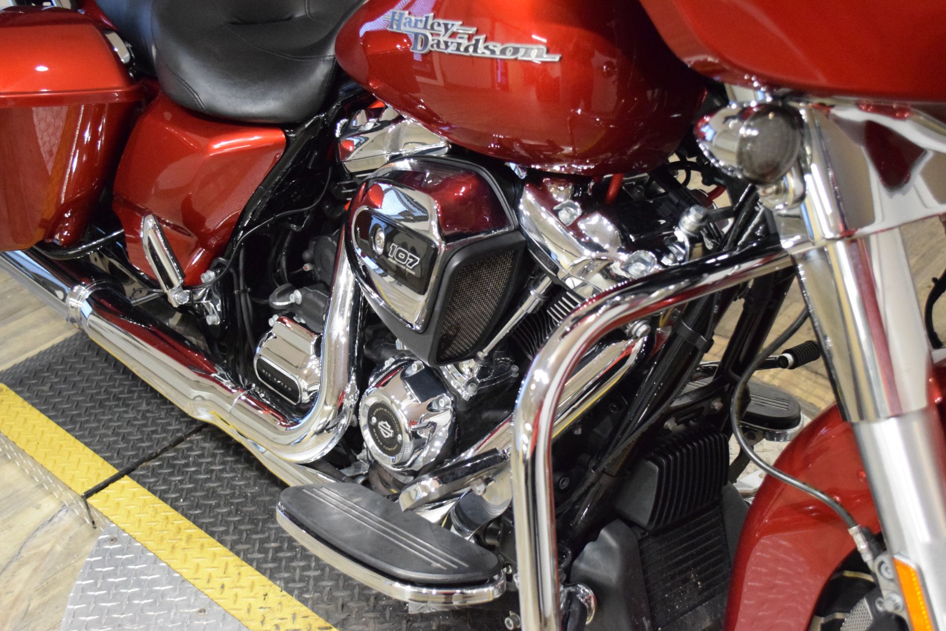 2018 Harley-Davidson Street Glide® in Wauconda, Illinois - Photo 4