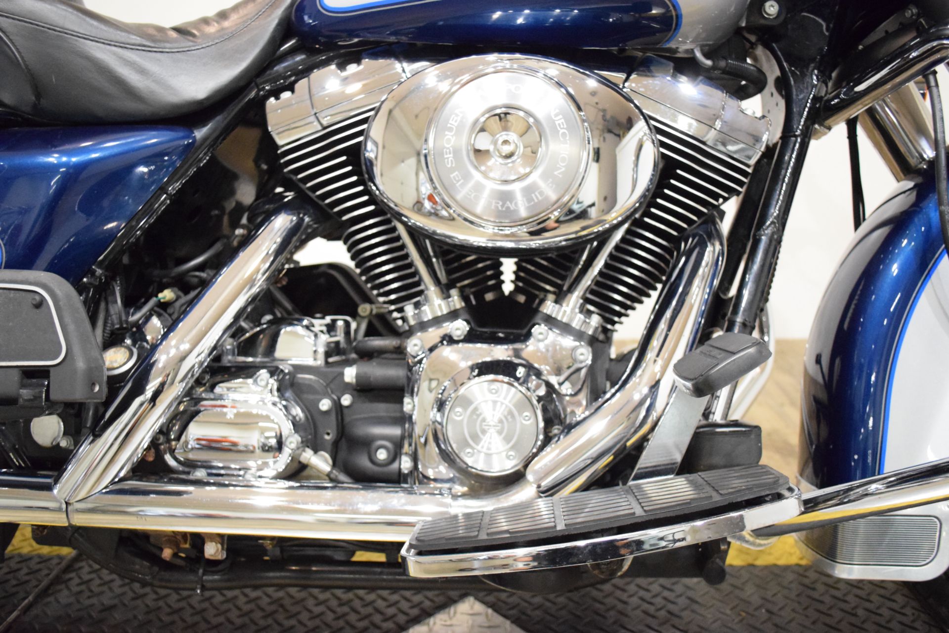 2000 Harley-Davidson FLHTCUI ULTRA CLASSIC ELECTRA GLIDE in Wauconda, Illinois - Photo 4