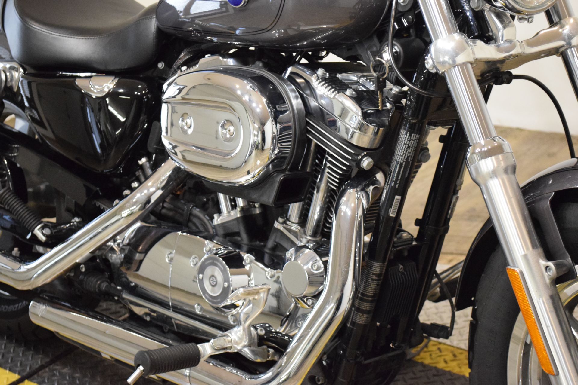 2016 Harley-Davidson 1200 Custom in Wauconda, Illinois - Photo 4