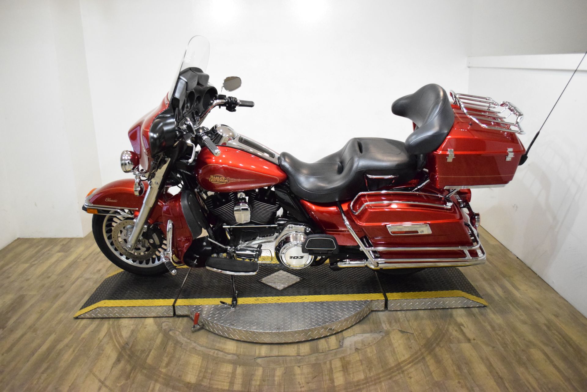 2012 Harley-Davidson Electra Glide® Classic in Wauconda, Illinois - Photo 15
