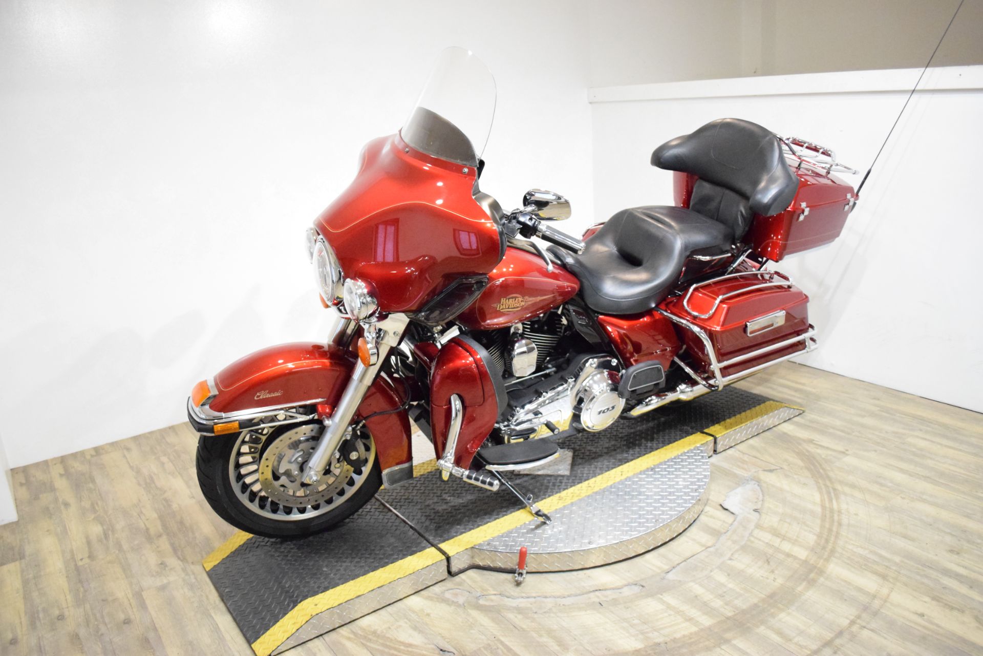 2012 Harley-Davidson Electra Glide® Classic in Wauconda, Illinois - Photo 22