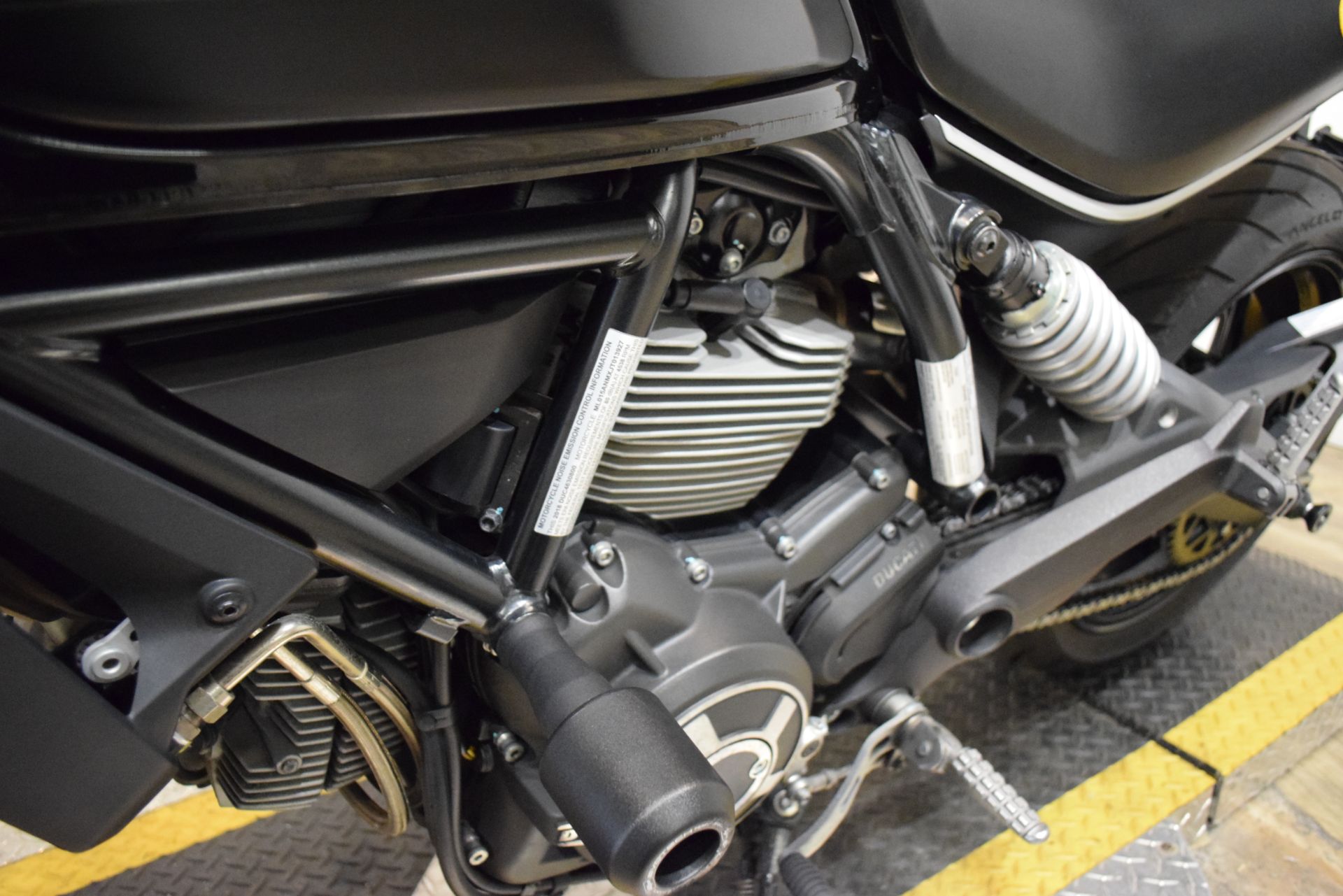 2018 Ducati Scrambler Full Throttle in Wauconda, Illinois - Photo 19