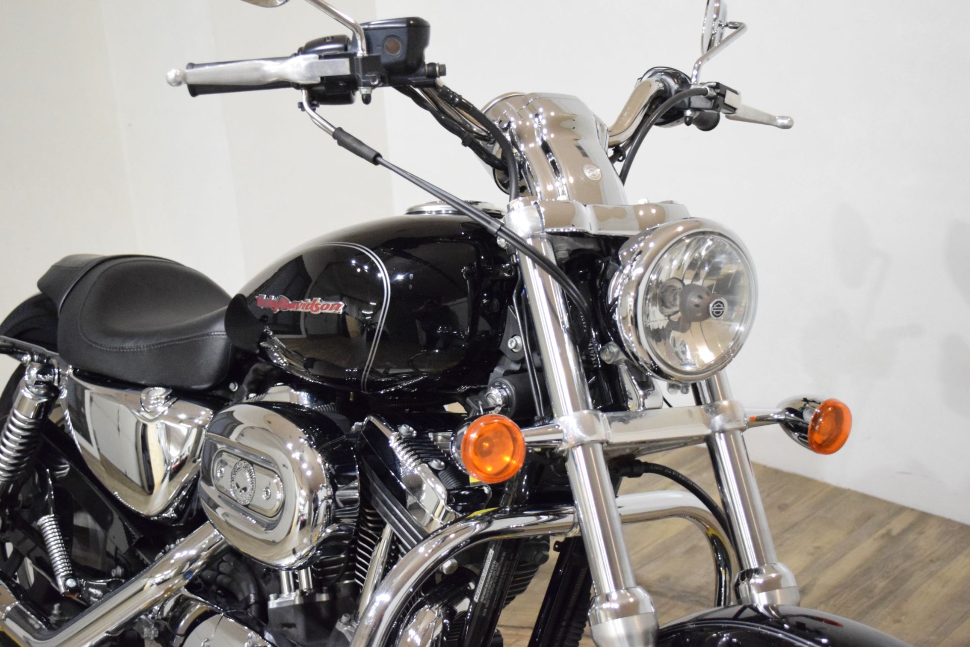 2006 Harley-Davidson Sportster® 1200 Custom in Wauconda, Illinois - Photo 3