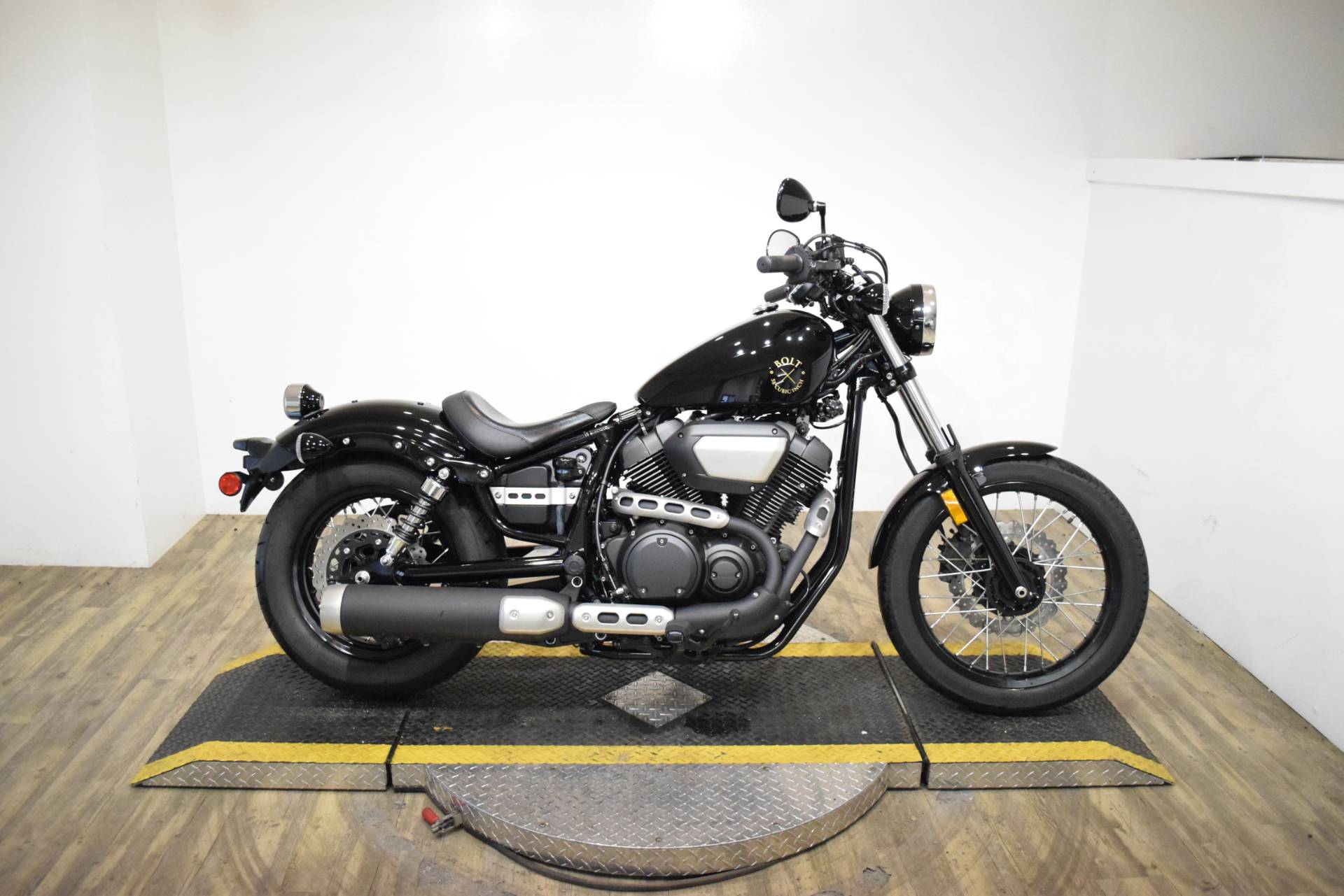 bobber yamaha bolt