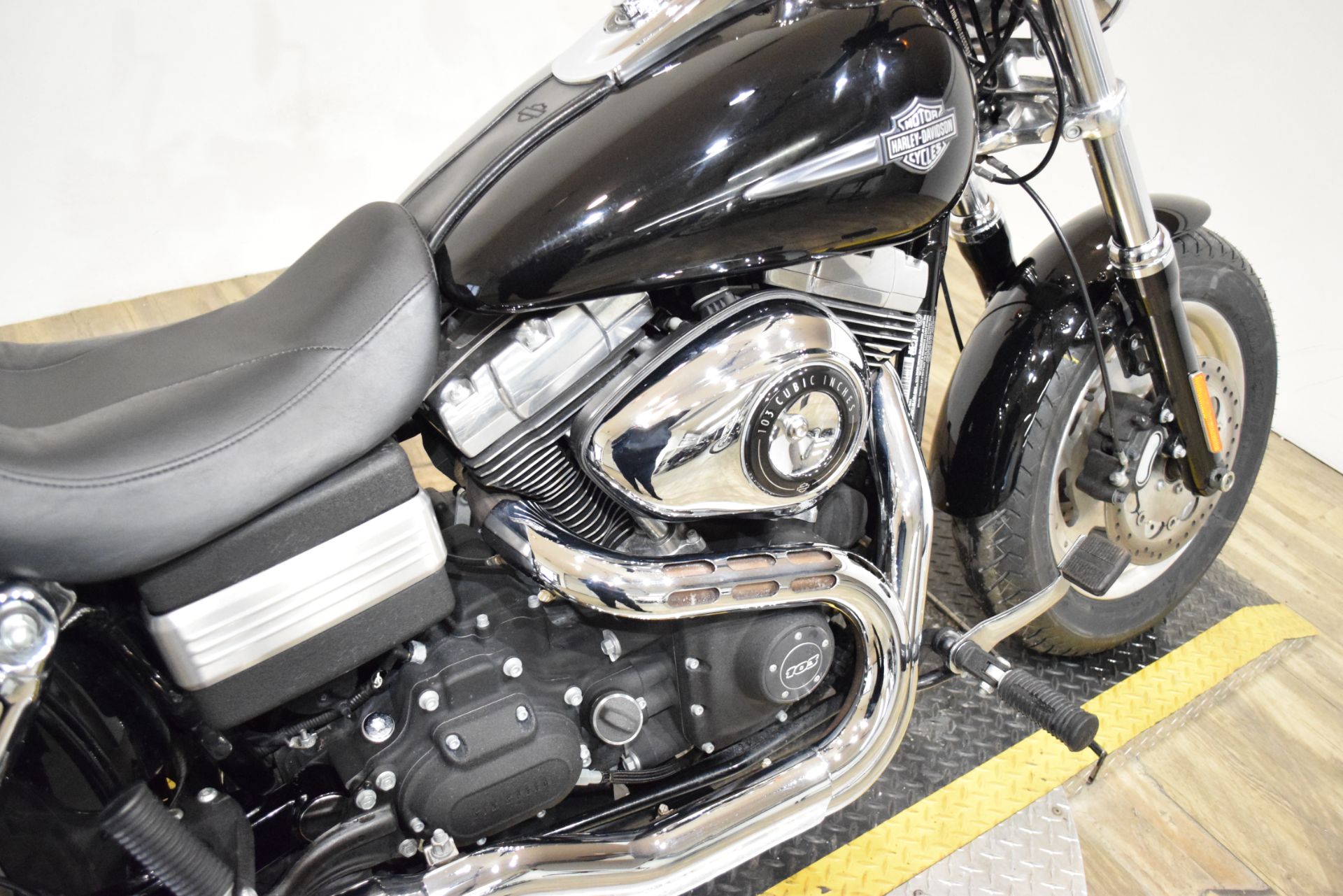 2012 Harley-Davidson Dyna® Fat Bob® in Wauconda, Illinois - Photo 6