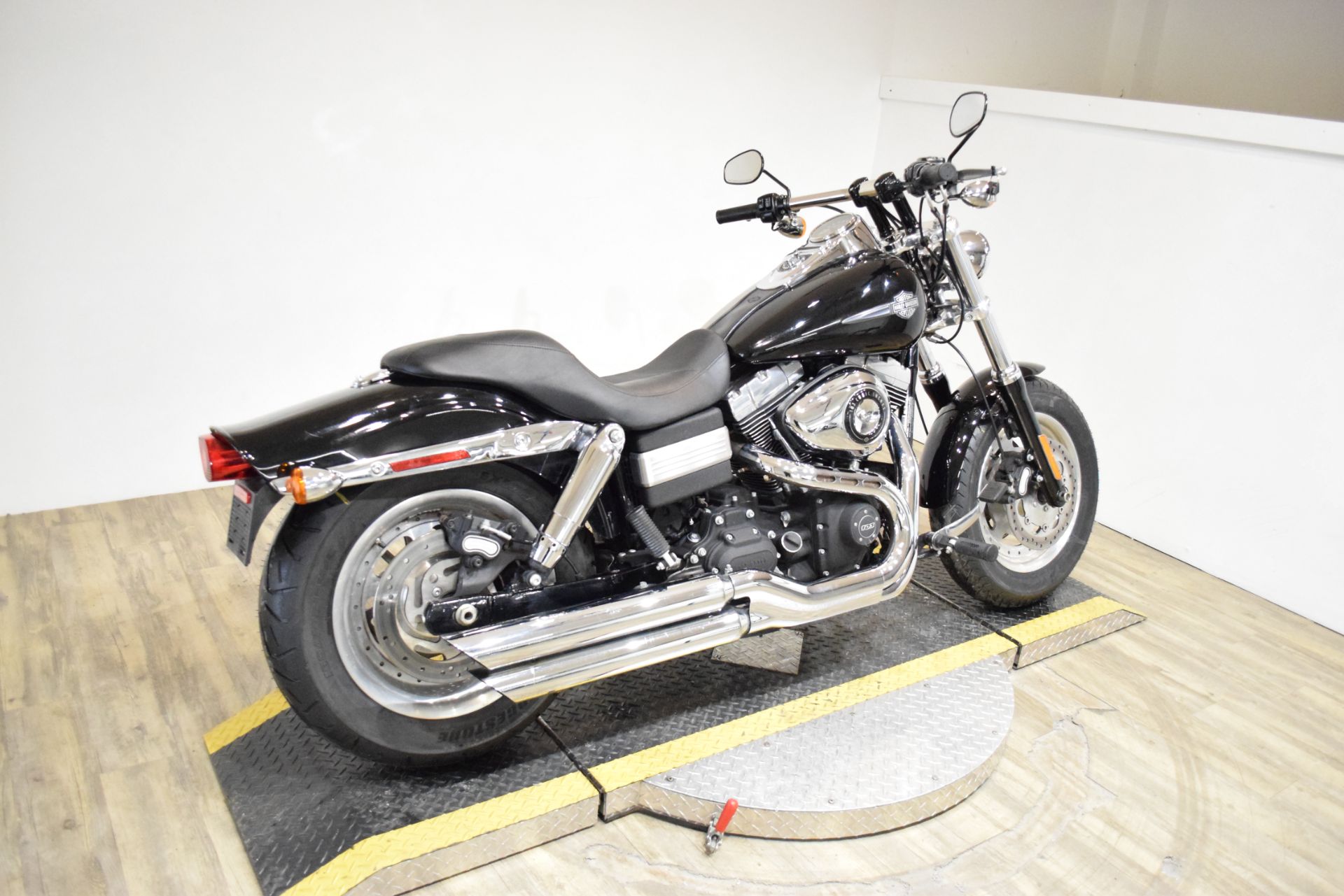 2012 Harley-Davidson Dyna® Fat Bob® in Wauconda, Illinois - Photo 9