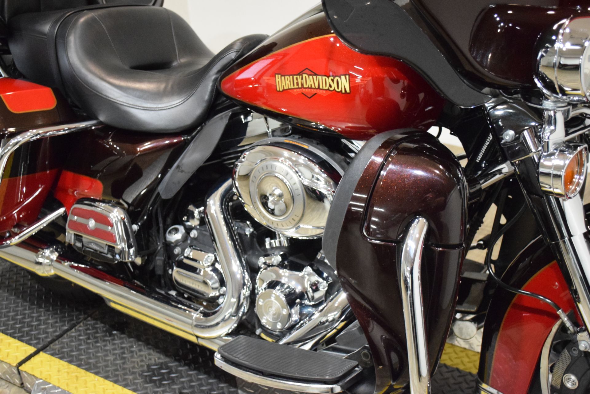 2010 Harley-Davidson Ultra Classic® Electra Glide® in Wauconda, Illinois - Photo 4