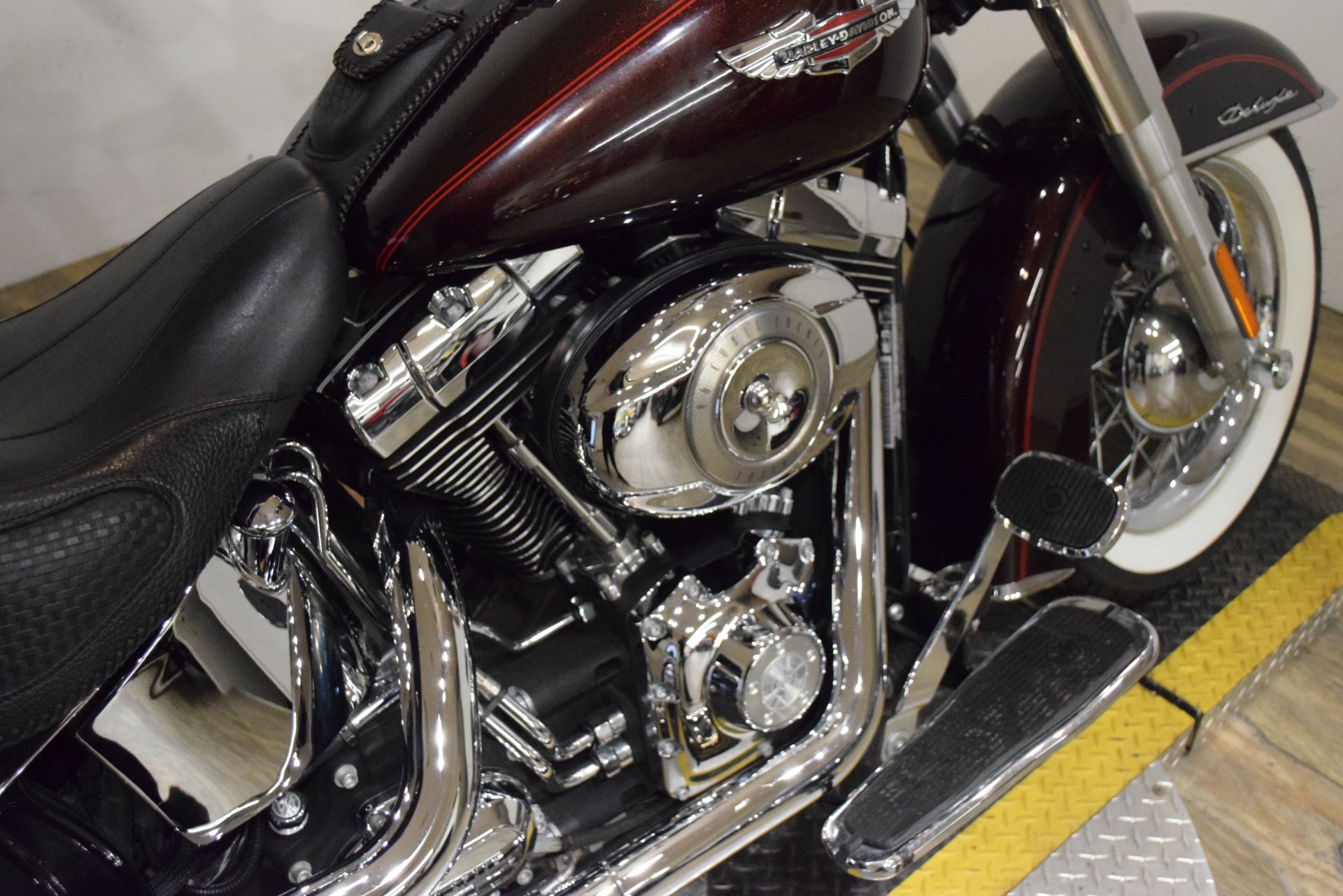 2011 Harley-Davidson Softail® Deluxe in Wauconda, Illinois - Photo 6