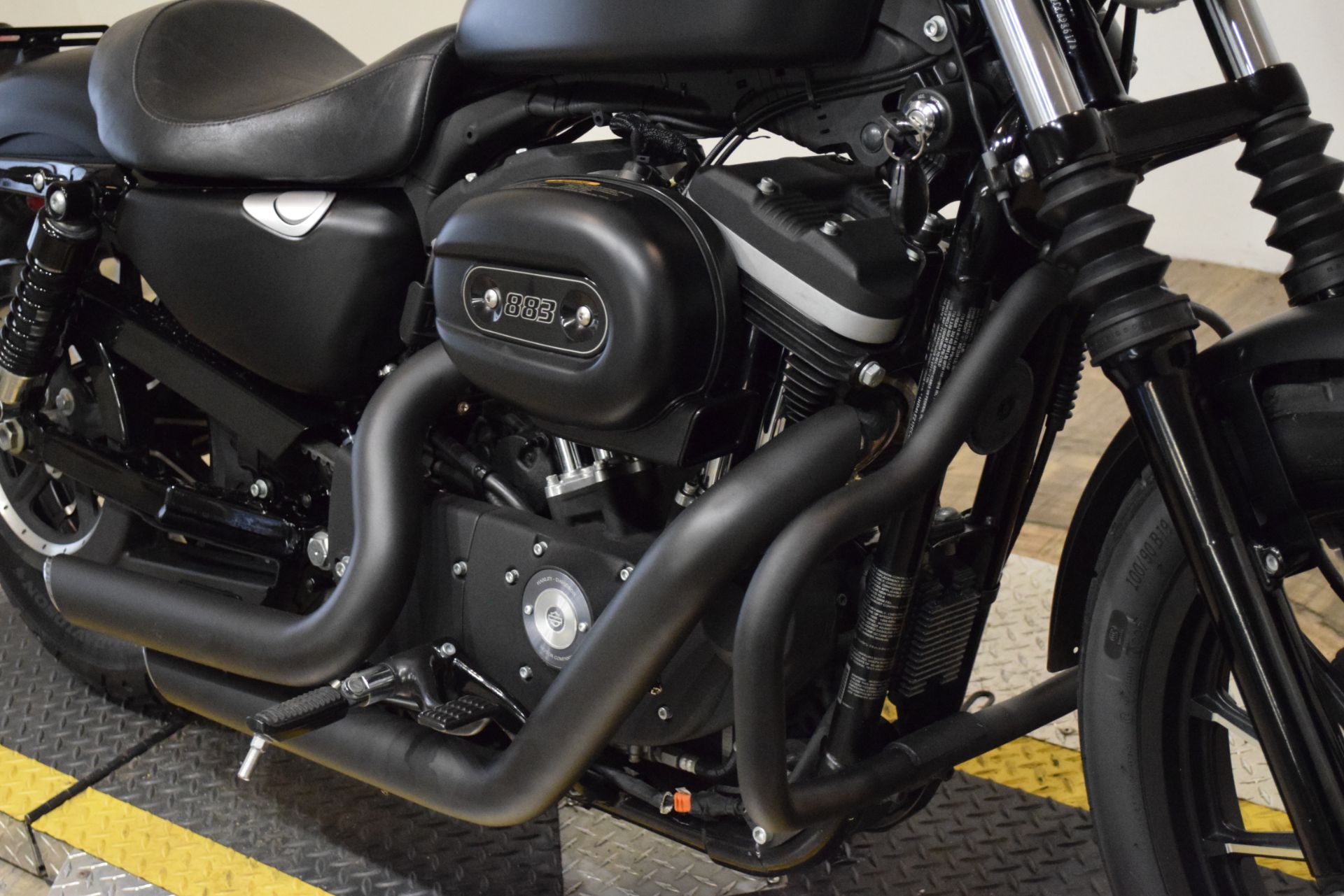 2012 Harley-Davidson Sportster® Iron 883™ in Wauconda, Illinois - Photo 4