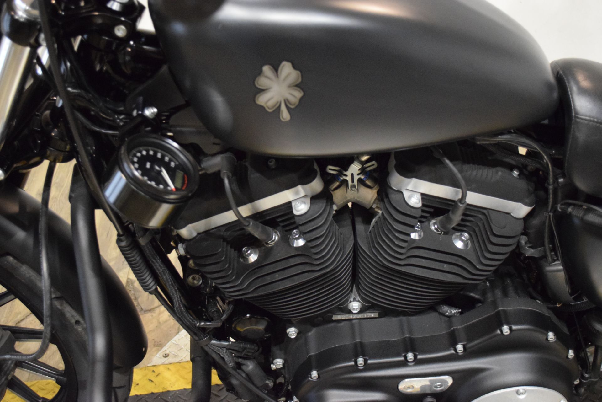 2012 Harley-Davidson Sportster® Iron 883™ in Wauconda, Illinois - Photo 18