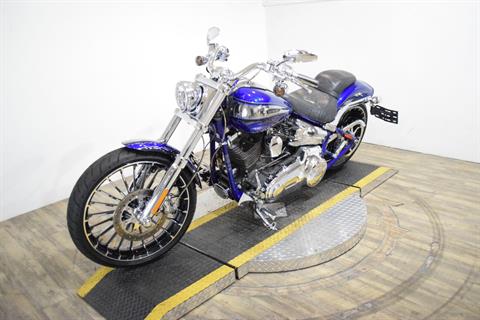 2014 Harley-Davidson CVO™ Breakout® in Wauconda, Illinois - Photo 22