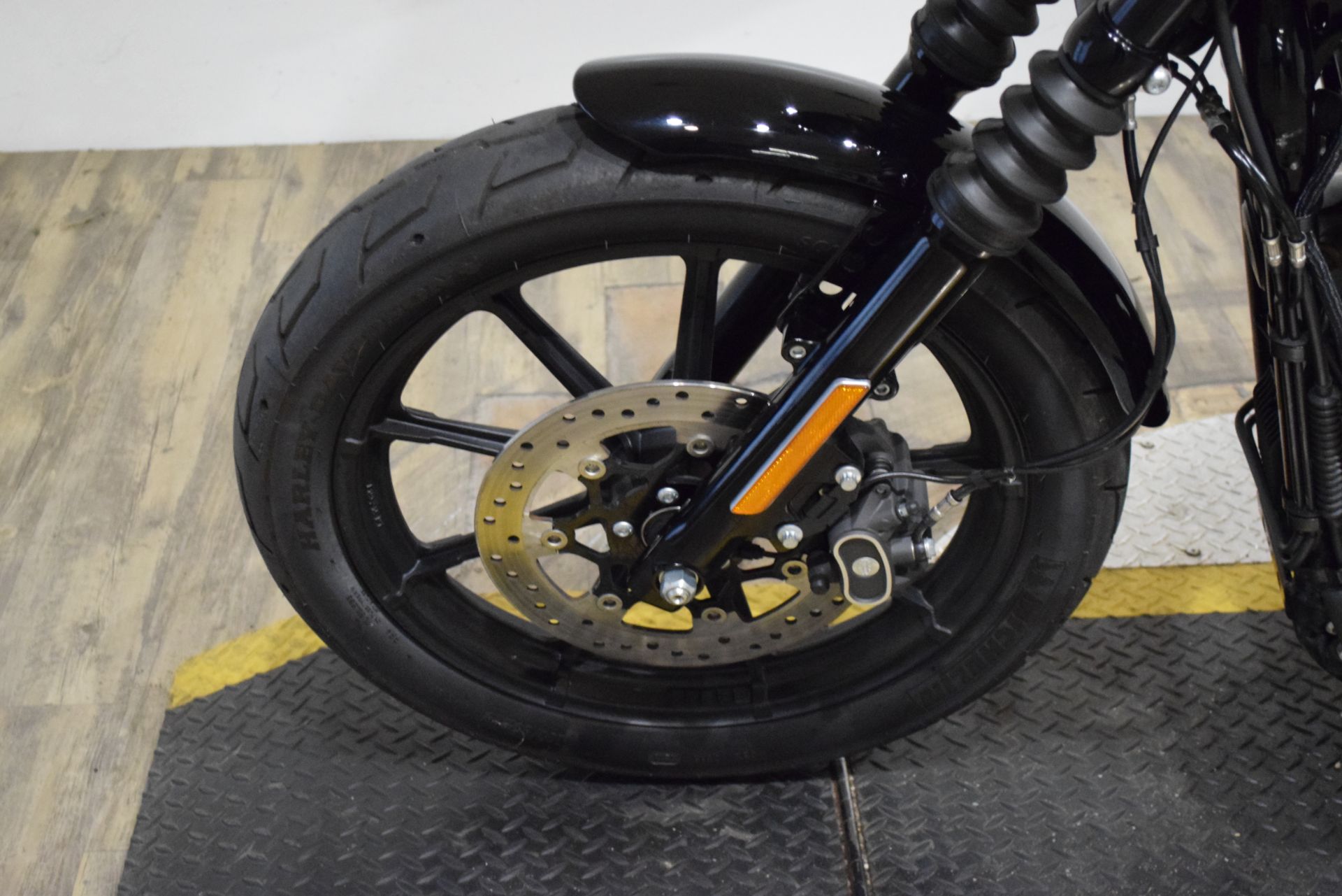 2019 Harley-Davidson Iron 1200™ in Wauconda, Illinois - Photo 21