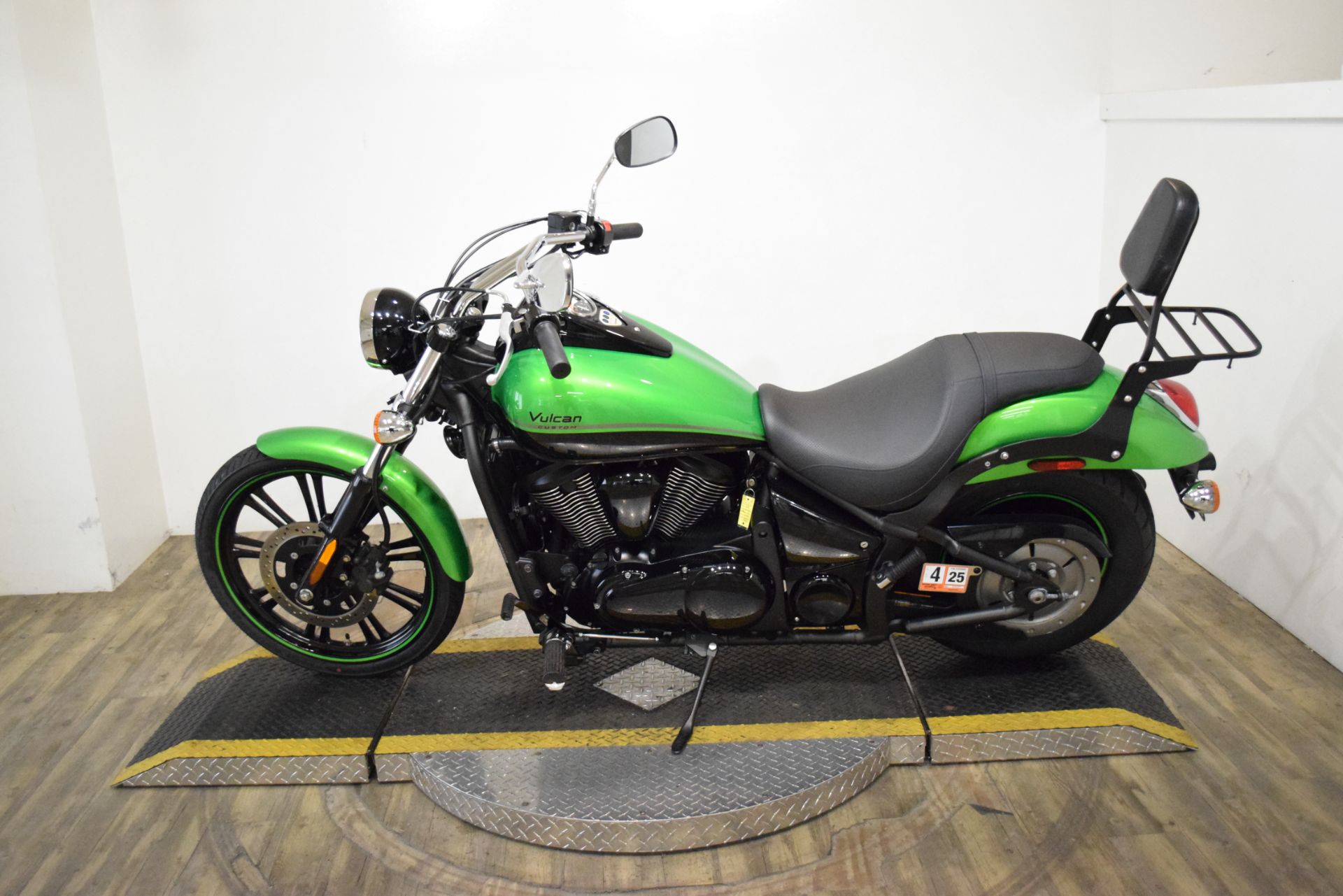 2018 Kawasaki Vulcan 900 Custom in Wauconda, Illinois - Photo 15