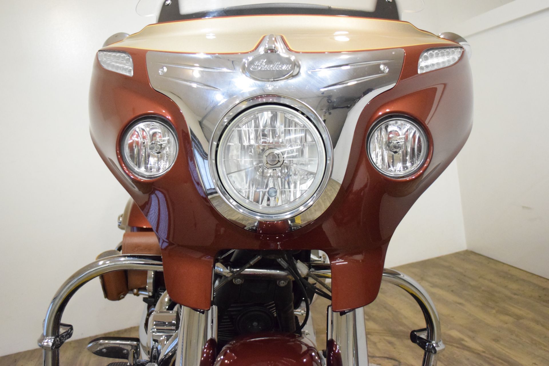 2019 Indian Motorcycle Chieftain® Classic Icon Series in Wauconda, Illinois - Photo 12