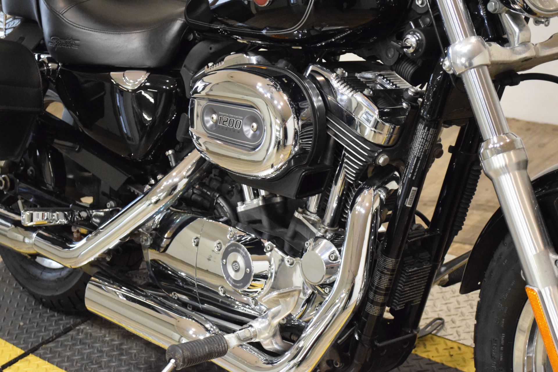2012 Harley-Davidson Sportster® 1200 Custom in Wauconda, Illinois - Photo 4