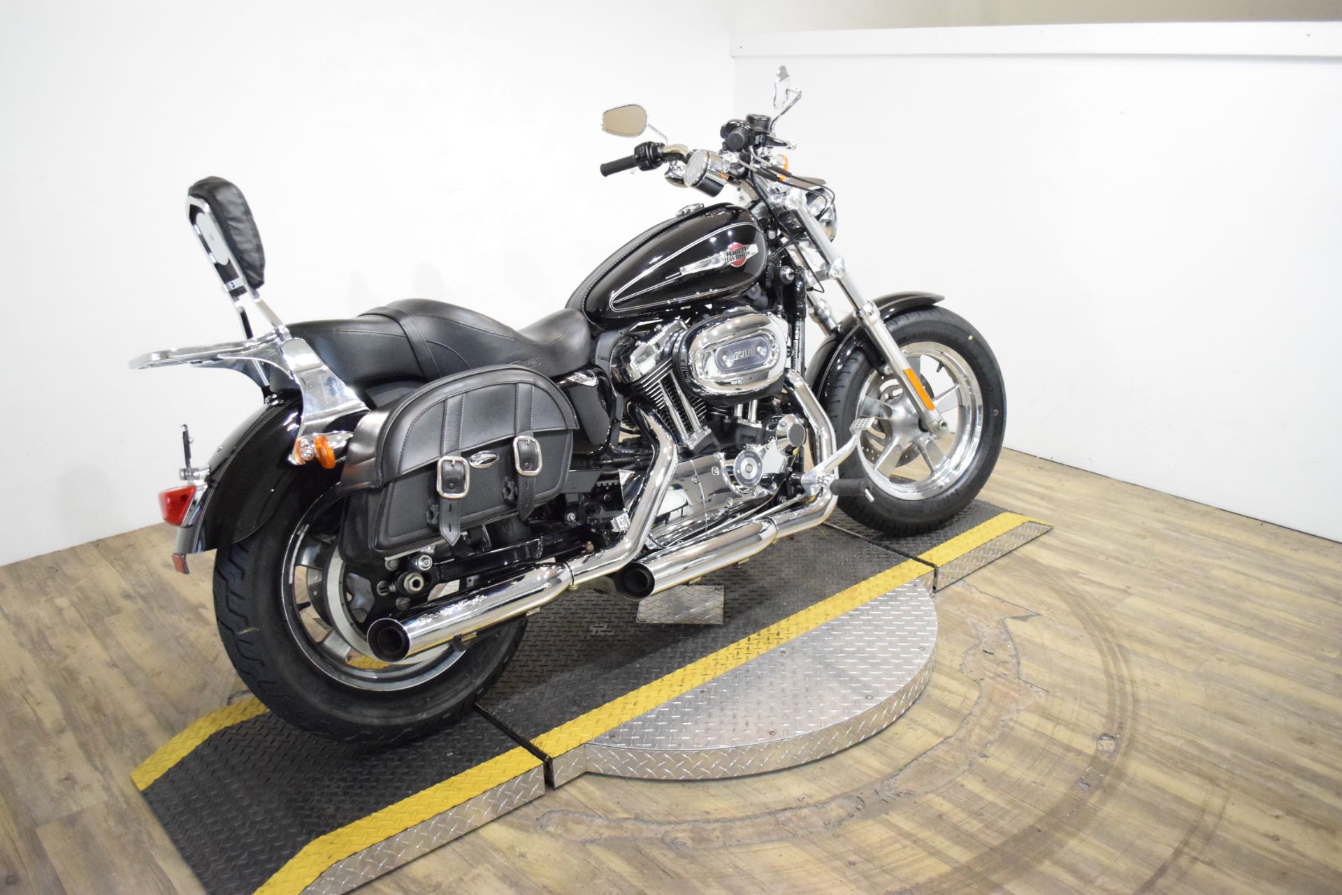 2012 Harley-Davidson Sportster® 1200 Custom in Wauconda, Illinois - Photo 9