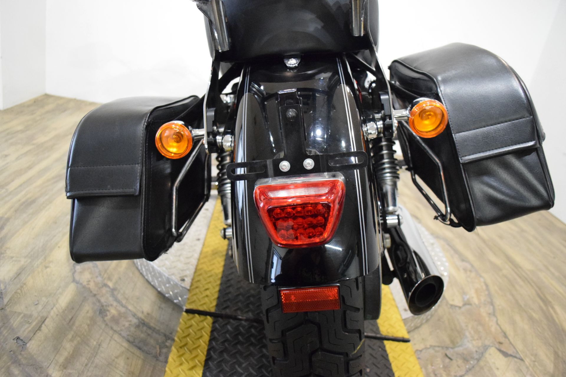 2012 Harley-Davidson Sportster® 1200 Custom in Wauconda, Illinois - Photo 25