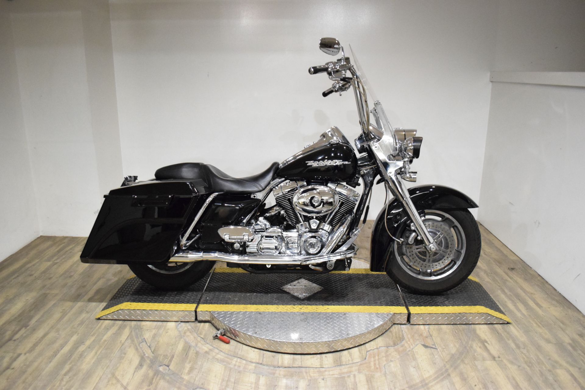 2006 Harley-Davidson Road King® Custom in Wauconda, Illinois - Photo 1