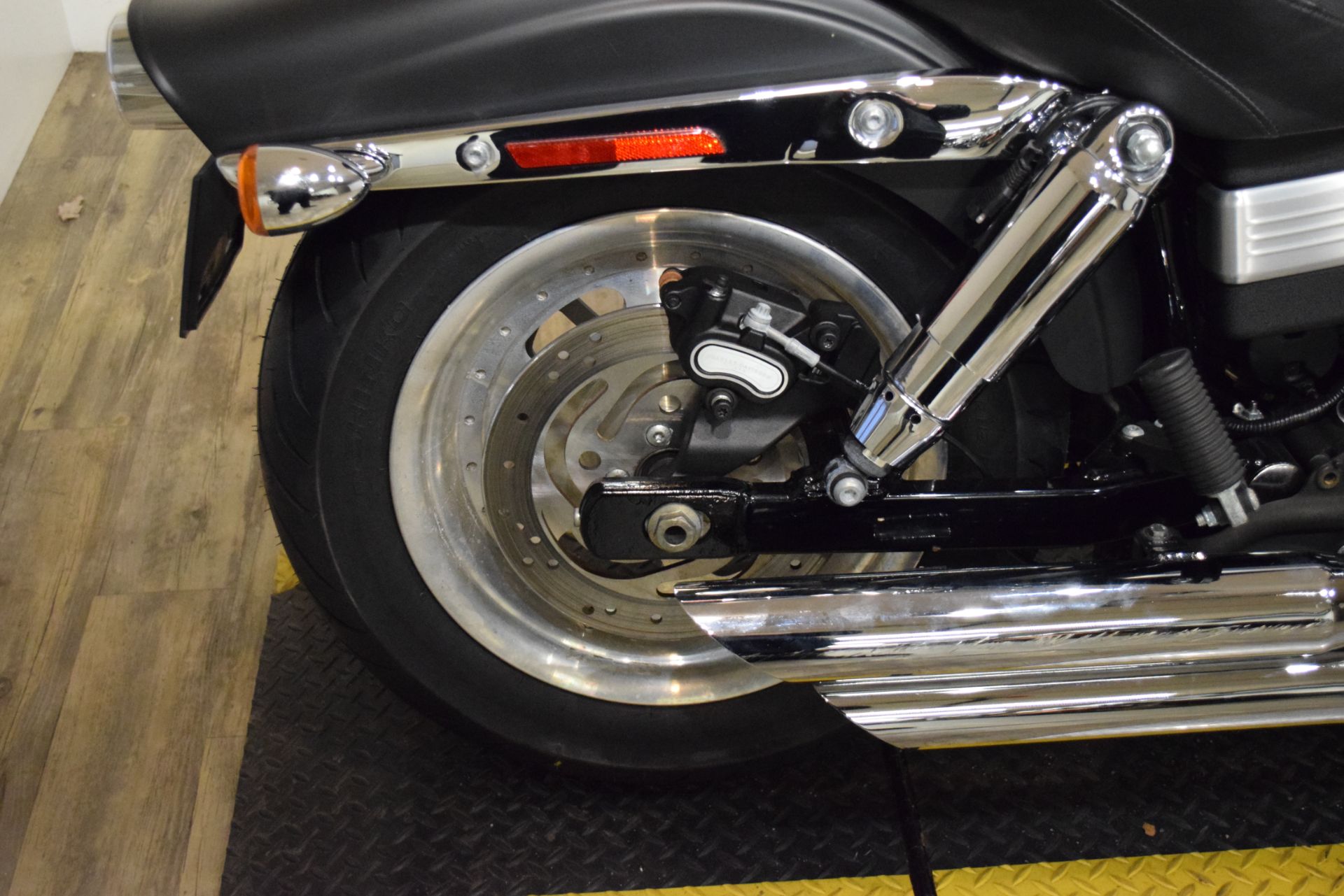 2011 Harley-Davidson Dyna® Fat Bob® in Wauconda, Illinois - Photo 8