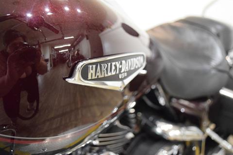 2005 Harley-Davidson FLHRCI Road King® Classic in Wauconda, Illinois - Photo 20