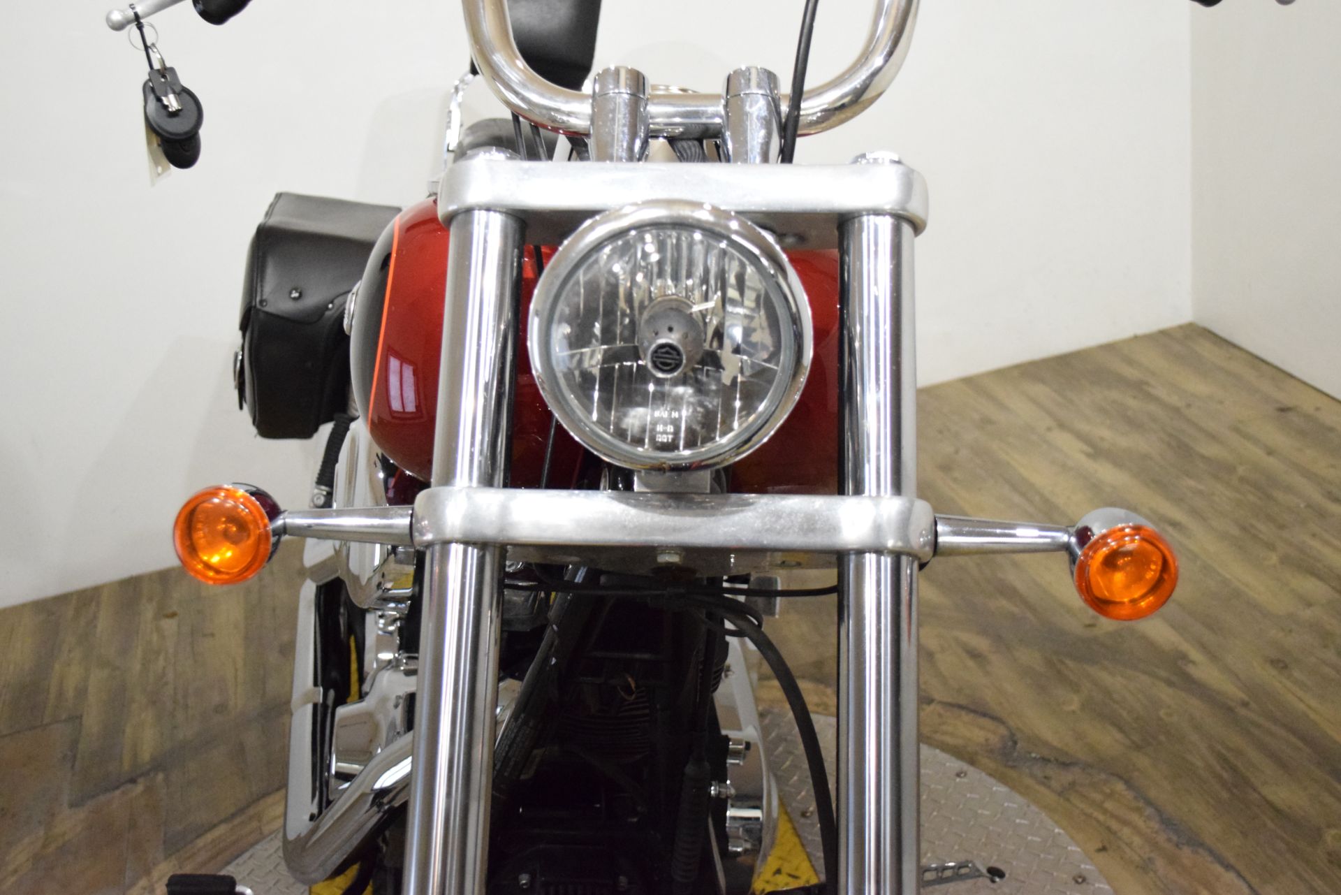 2006 Harley-Davidson Dyna™ Wide Glide® in Wauconda, Illinois - Photo 12