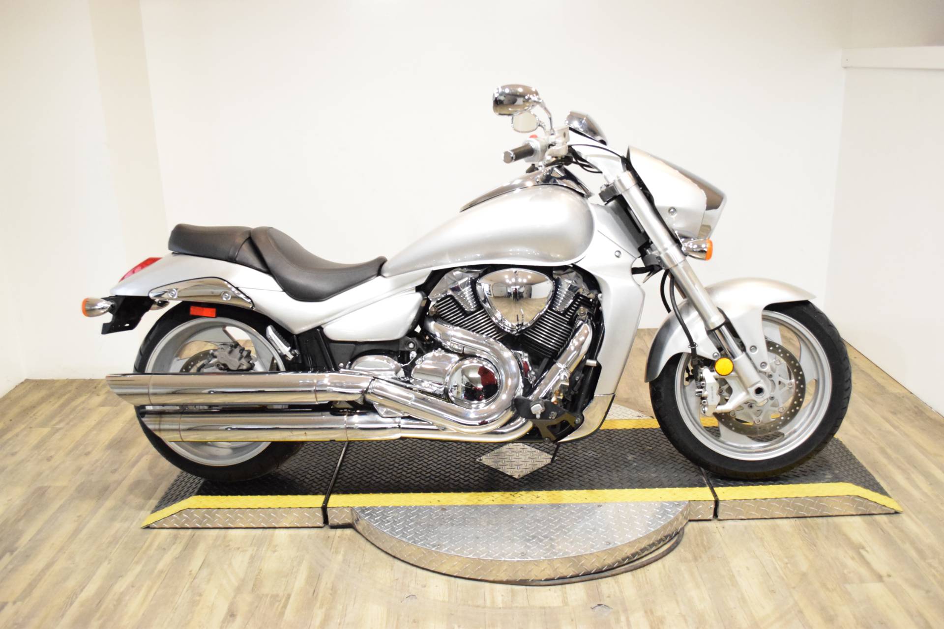 Suzuki boulevard m109 характеристики