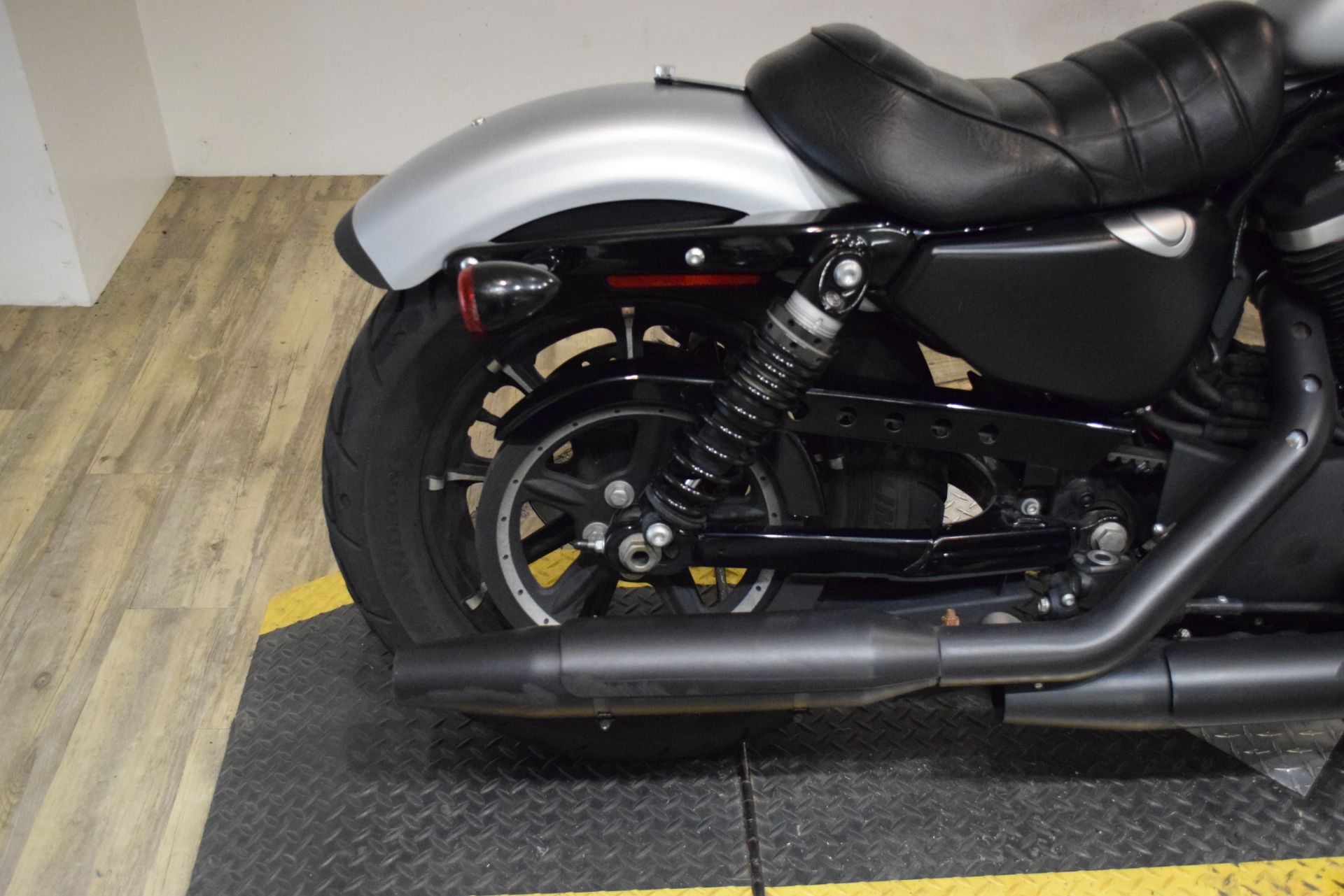 2020 Harley-Davidson Iron 883™ in Wauconda, Illinois - Photo 8